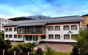 Pensiunea Exotic House